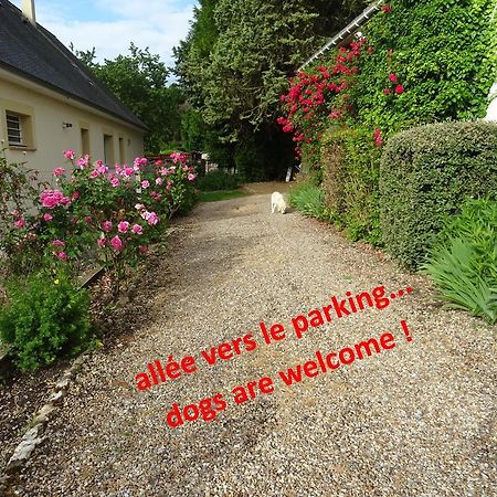 Hotel Le Logis De Brionne Exteriér fotografie